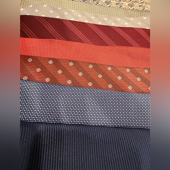 Lot of 10 Neckties - 9 silk, 1 Polyester - 1 Jerry Garcia, 3 Versa, 1 Mezzano - Picture 4 of 9